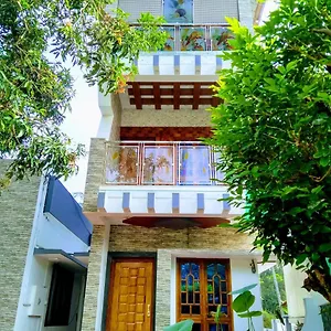 https://mary-land-homestay.kerala-hotels.net